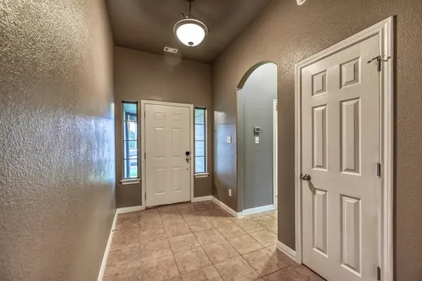 108 Cailin CT, Burnet, TX 78611