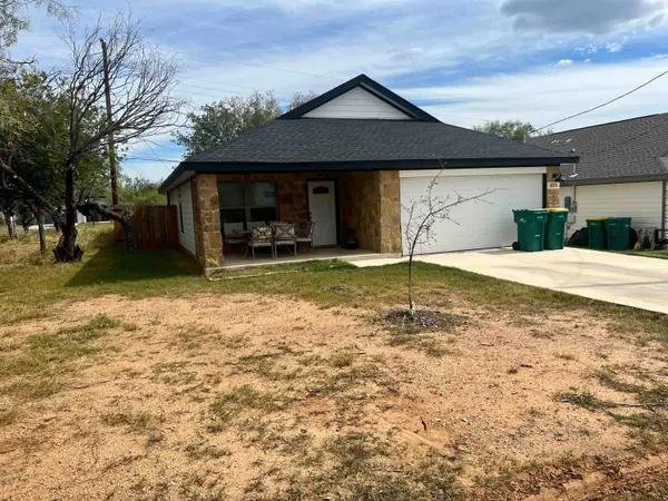 829 Cypress Lane, Cottonwood Shores, TX 78657
