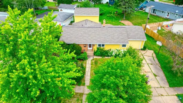 609 N Inner Dr, Hibbing, MN 55746