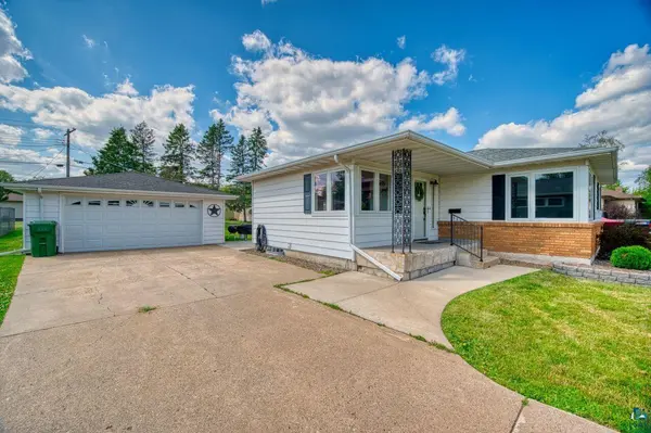 3313 2nd Ave E, Hibbing, MN 55746