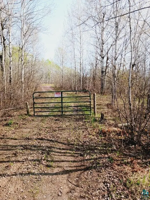 000 Pearce Rd, Ashland, WI 54806