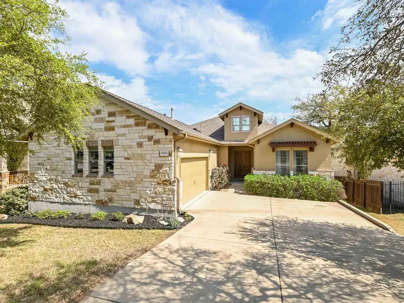 5520 Texas Bluebell DR, Spicewood, TX 78669