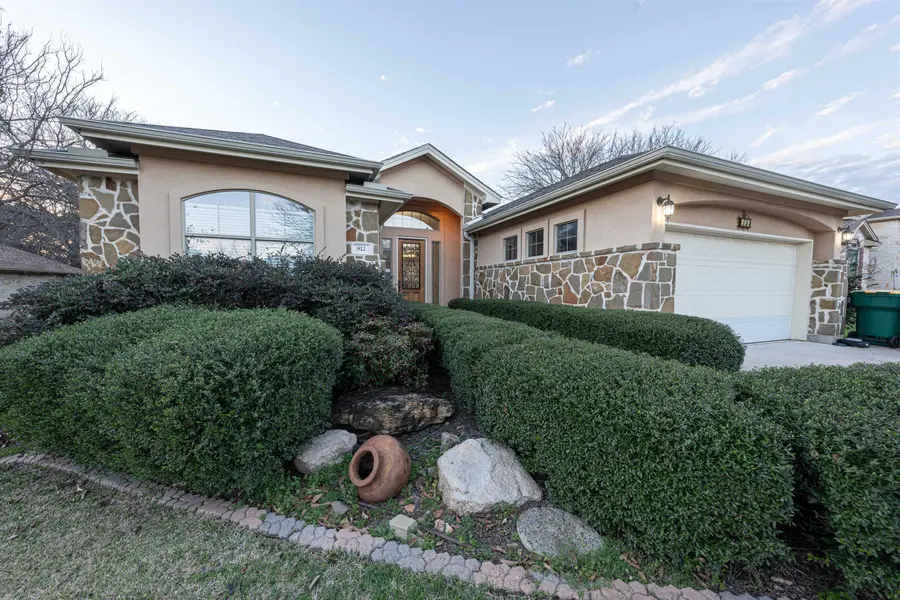 812 Woodland Park DR, Marble Falls, TX 78654