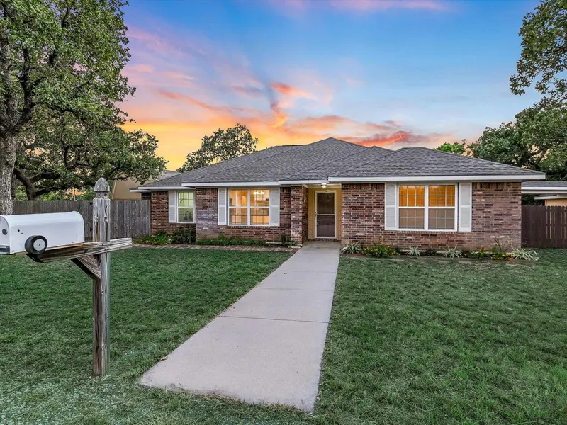 101 Highland Estates DR, Marble Falls, TX 78654