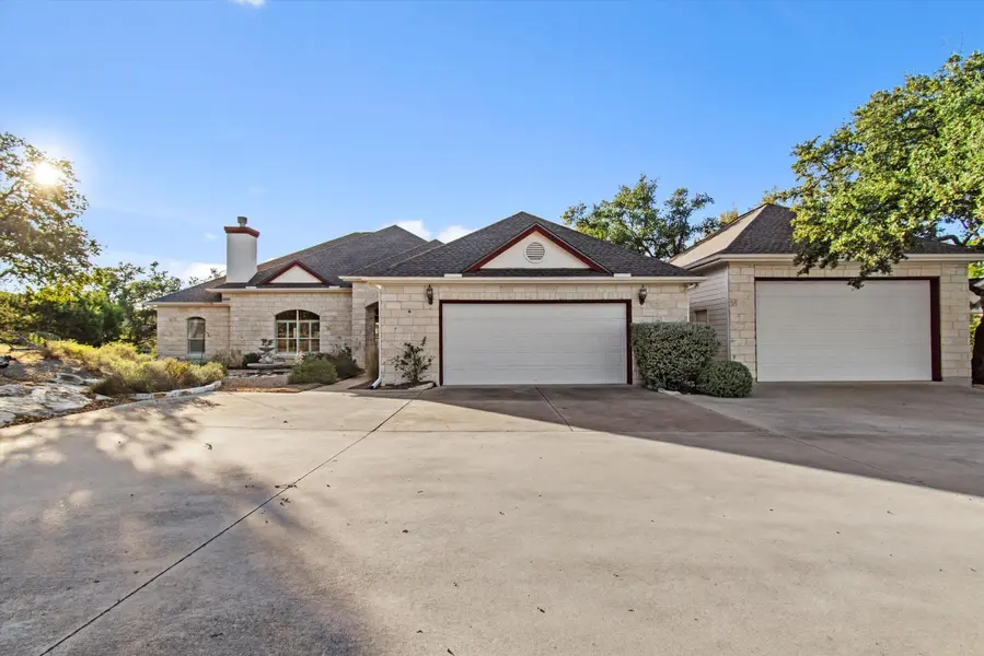 26040 Montana Creek XING, Marble Falls, TX 78654