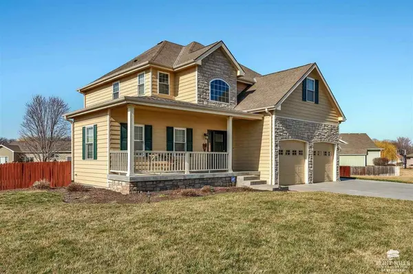 6204 Brookes WAY, Manhattan, KS 66502