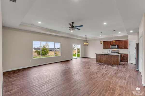 2613 Harrier DR, Junction City, KS 66441