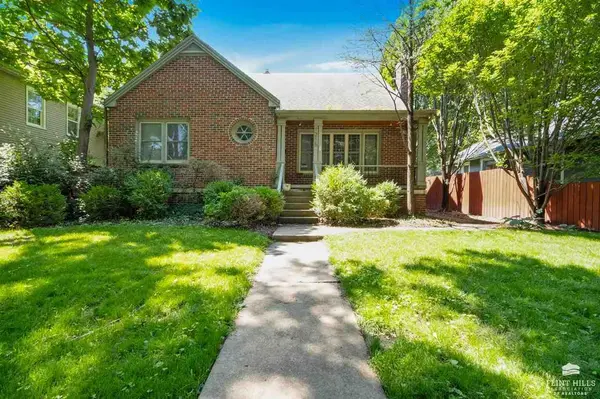 1215 Houston ST, Manhattan, KS 66502