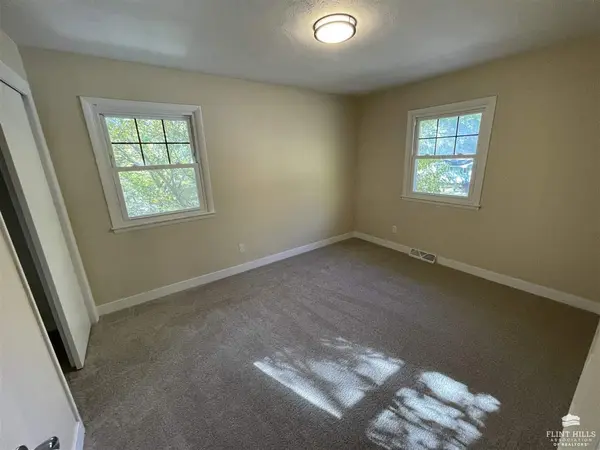 1333 Johnson DR, Junction City, KS 66441
