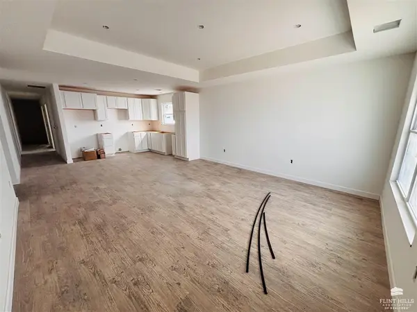 2536 Sawmill RD, Junction City, KS 66441