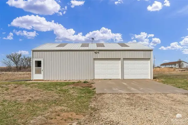 10360 Forrester RD, Wamego, KS 66547