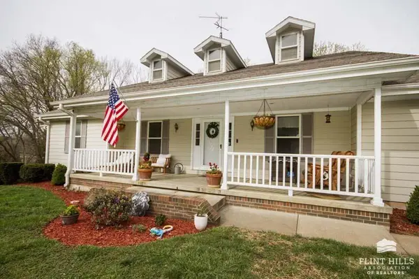 3467 Silver Creek RD, Manhattan, KS 66503