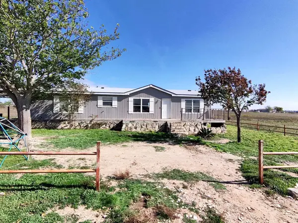 2402 County Road 214, Bertram, TX 78605