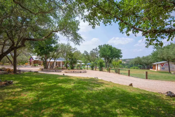 3114 Pace Bend RD, Spicewood, TX 78669