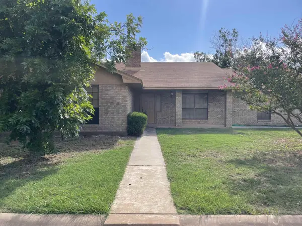 705 E Chappel RD, San Saba, TX 76877