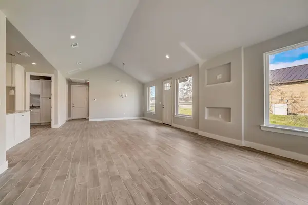 306 Parallel Circle, Horseshoe Bay, TX 78658