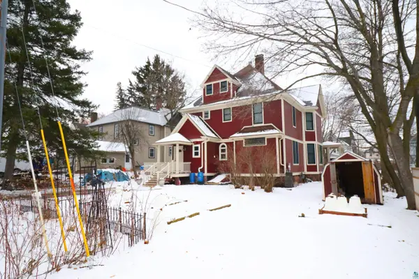 704 Chapple Ave, Ashland, WI 54806