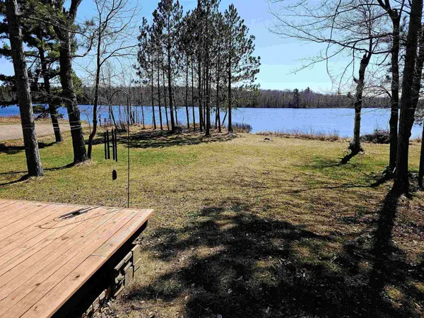 21605 Siskiwit Shores, Cornucopia, WI 54827