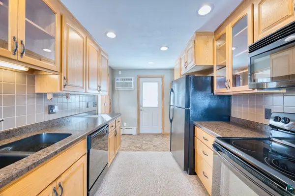 6909 Three Lakes Rd, Canyon, MN 55717