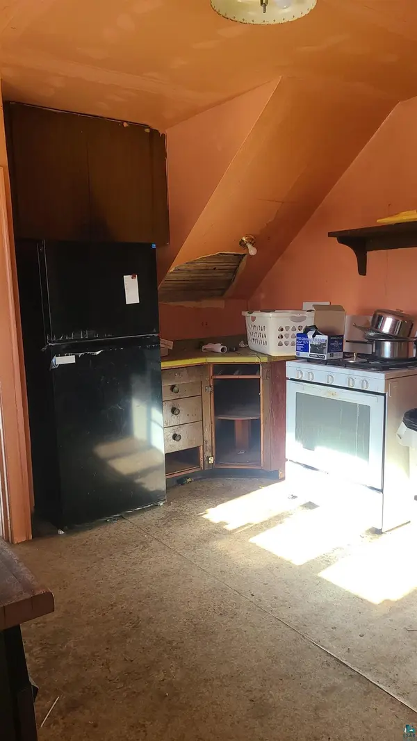 2126 E 7th St, Superior, WI 54880