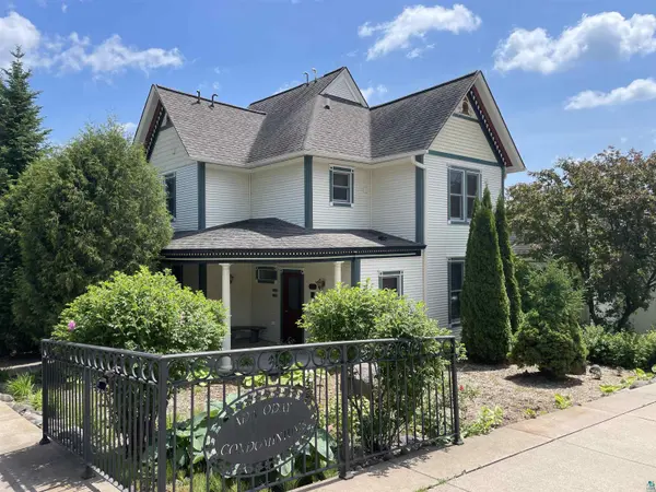 36 (#6) N 2nd St #6, Bayfield, WI 54814