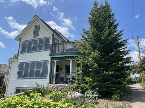 36 (#6) N 2nd St #6, Bayfield, WI 54814