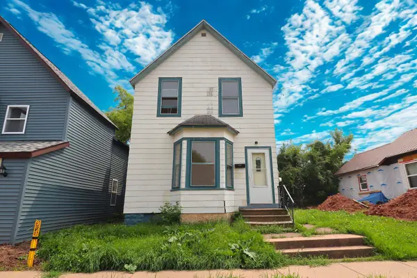 308 7th St W, Ashland, WI 54806