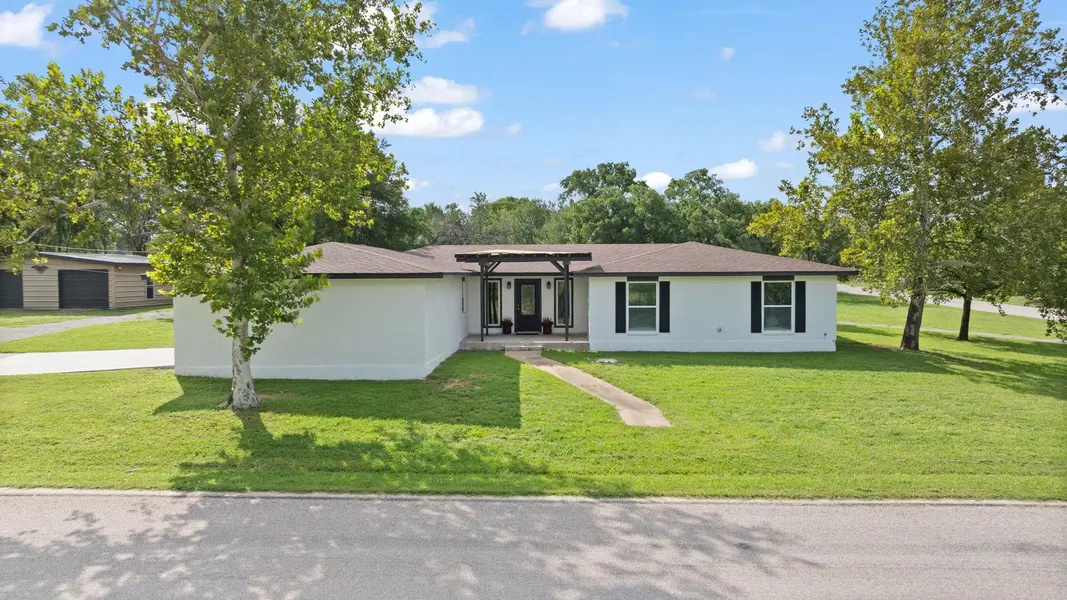 2701 Park View DR, Marble Falls, TX 78654
