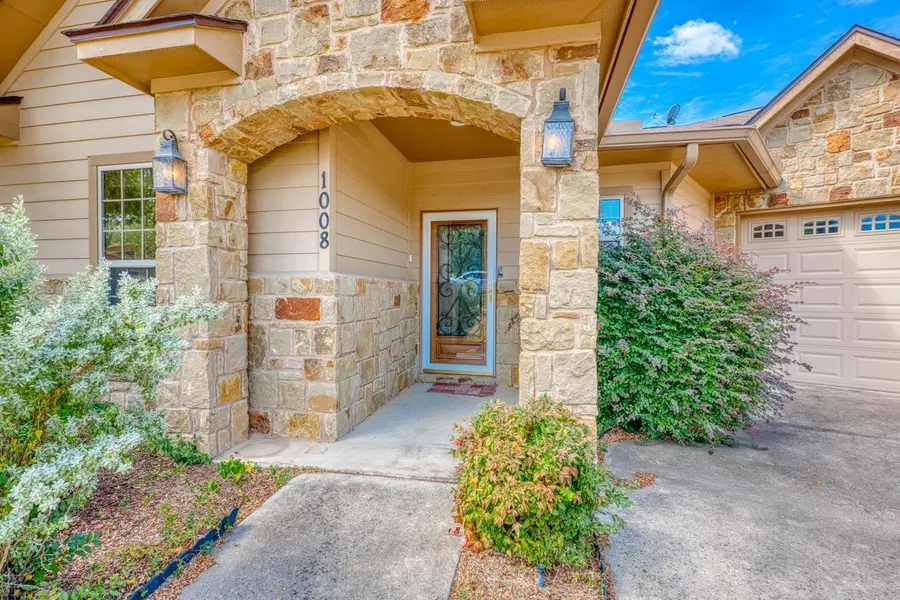 1008 Laurel Oak CIR, Marble Falls, TX 78654