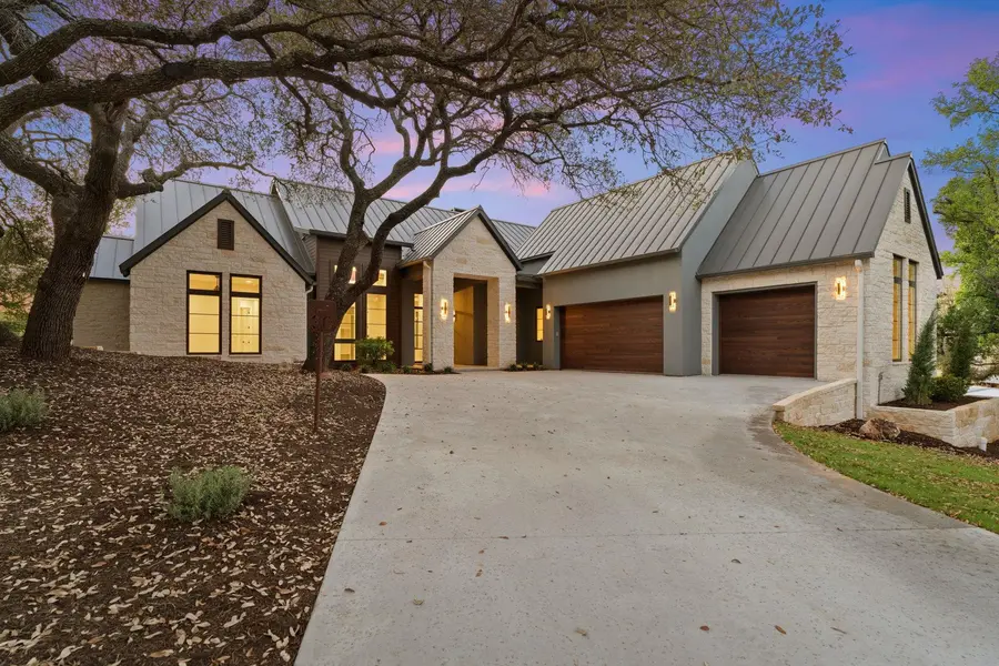 705 Trails Pkwy, Horseshoe Bay, TX 78657