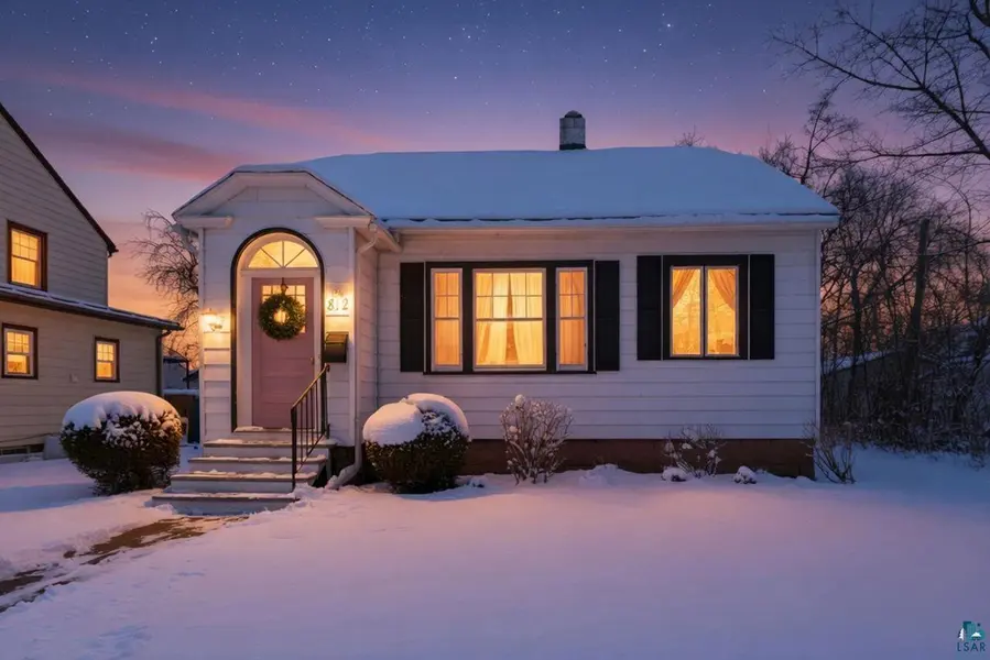 812 4th Ave W, Ashland, WI 54806