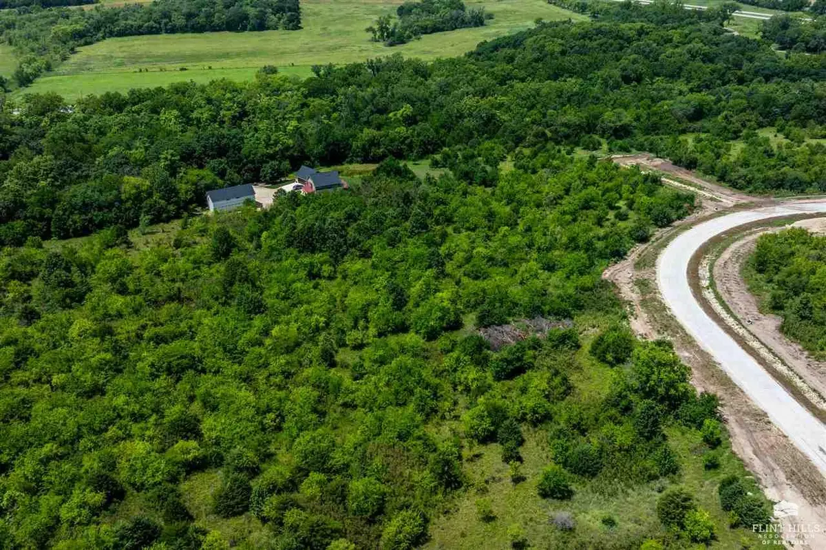 00000 Countryside LN #Lot 7, St. George, KS 66535