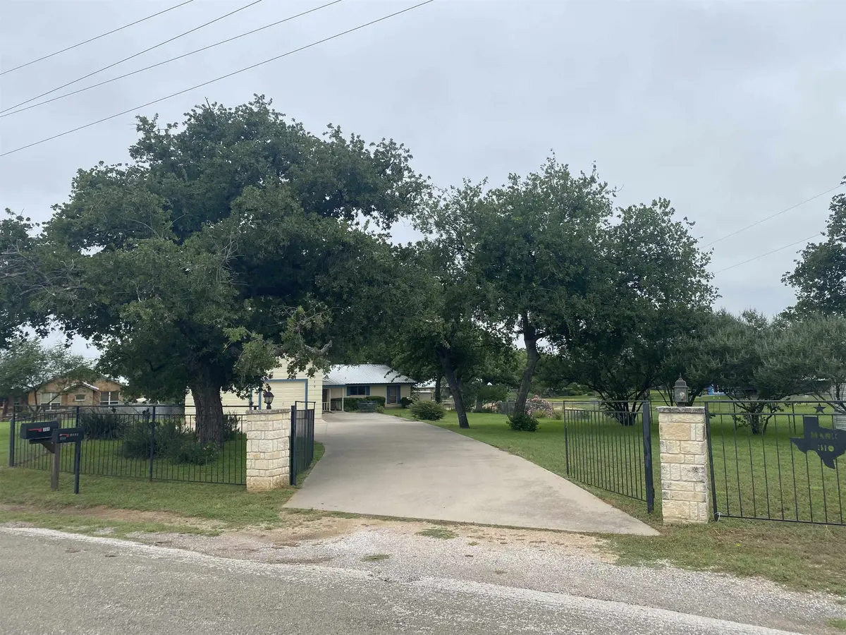 310 S Chaparral, Burnet, TX 78611
