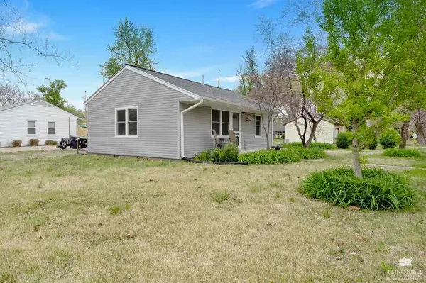 2000 Judson, Manhattan, KS 66502