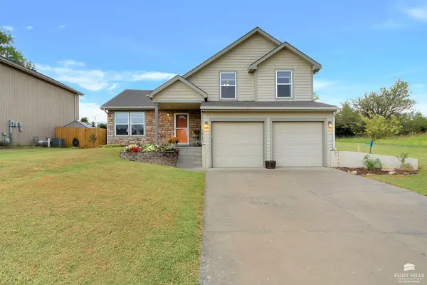 1613 Sutter Woods Rd., Junction City, KS 66441