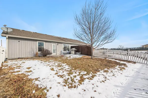 2613 T Dowling CT, Manhattan, KS 66502