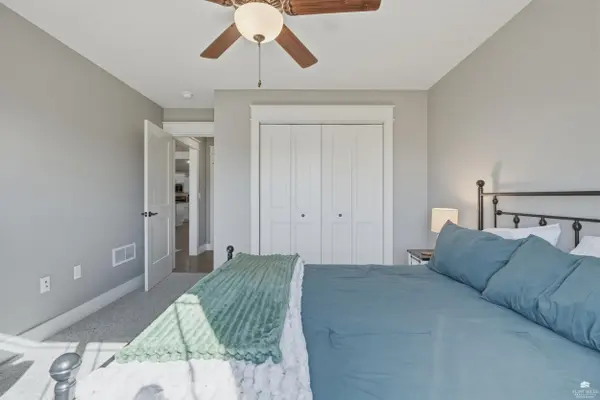 8891 Regina LN, Manhattan, KS 66502