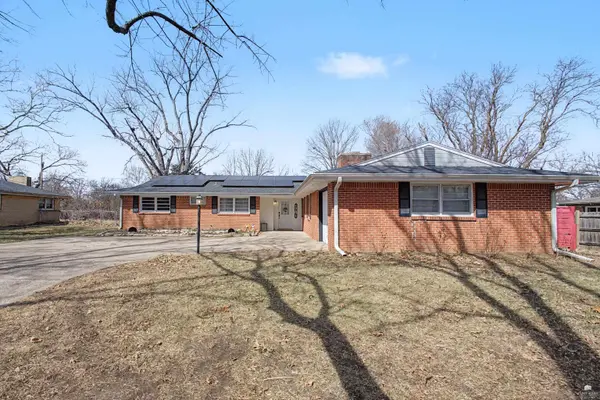 1761 Cassell RD, Manhattan, KS 66502