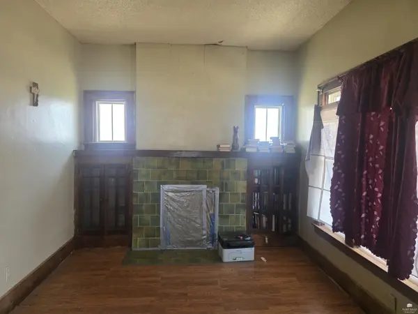 130 W Stockholm ST, White City, KS 66872