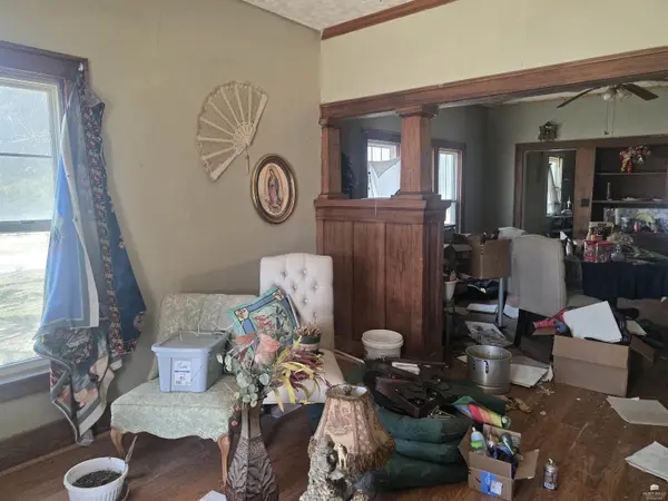 130 W Stockholm ST, White City, KS 66872