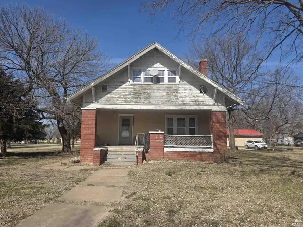 130 W Stockholm ST, White City, KS 66872