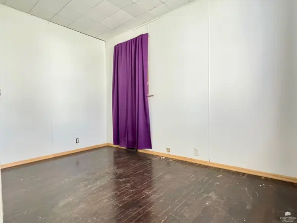 100 Market ST, Clifton, KS 66937