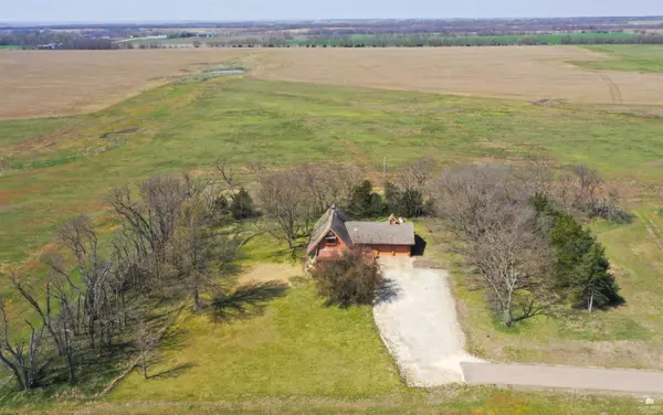 560 KS Highway 177, Alta Vista, KS 66834