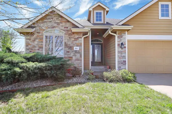804 Locharno DR, Manhattan, KS 66503