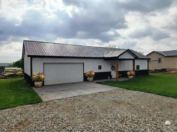 408 N Walnut ST, Westmoreland, KS 66549