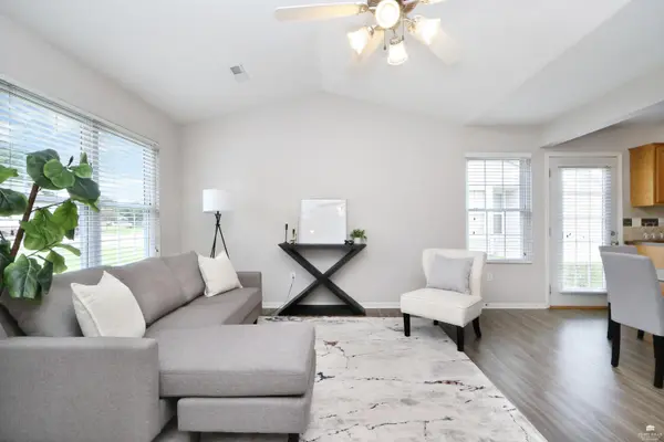2420 Walden LN, Manhattan, KS 66502