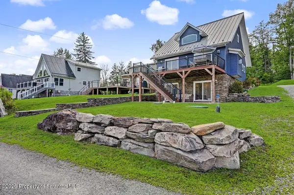 286 W Shore DR, Lake Ariel, PA 18436