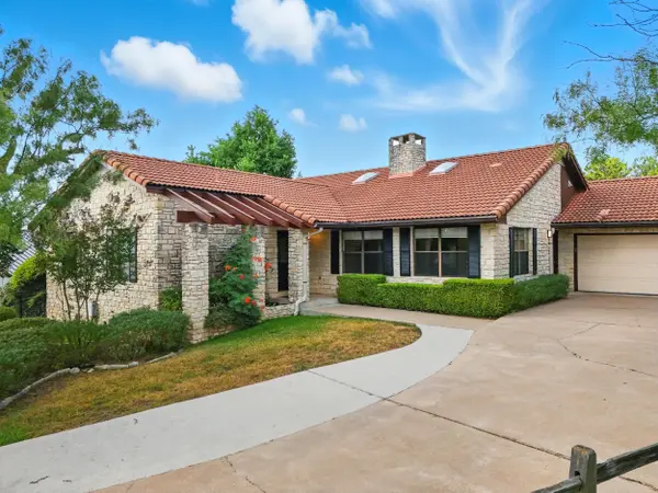 124 Tee Off, Horseshoe Bay, TX 78657