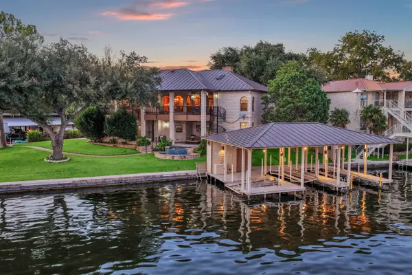 2240 Fred Woods, Kingsland, TX 78639