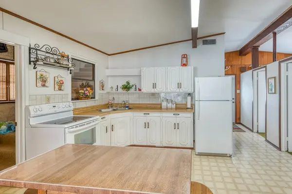 204 Canyon Oaks, Sunrise Beach, TX 78643